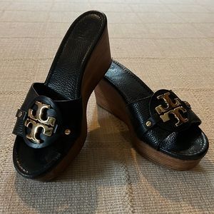 Black platform tory burch sandals
